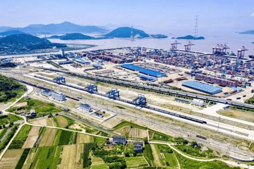 主题会议② 交连成网同富裕 通达天下共繁荣